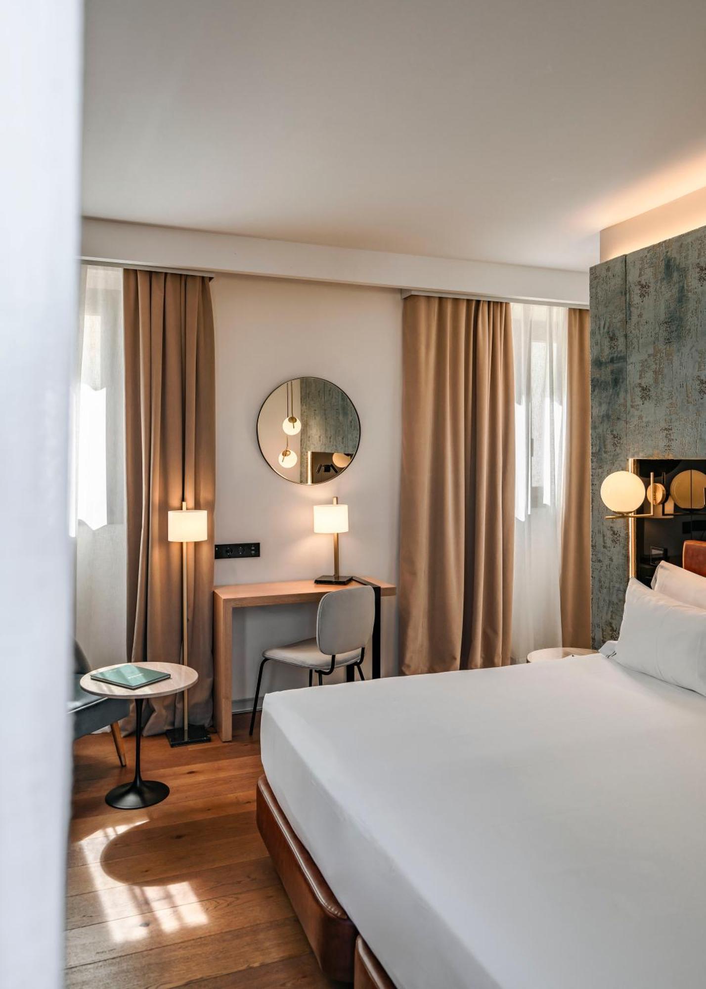 Vincci Seleccion Unuk 5 Gl Hotel Севиля Екстериор снимка