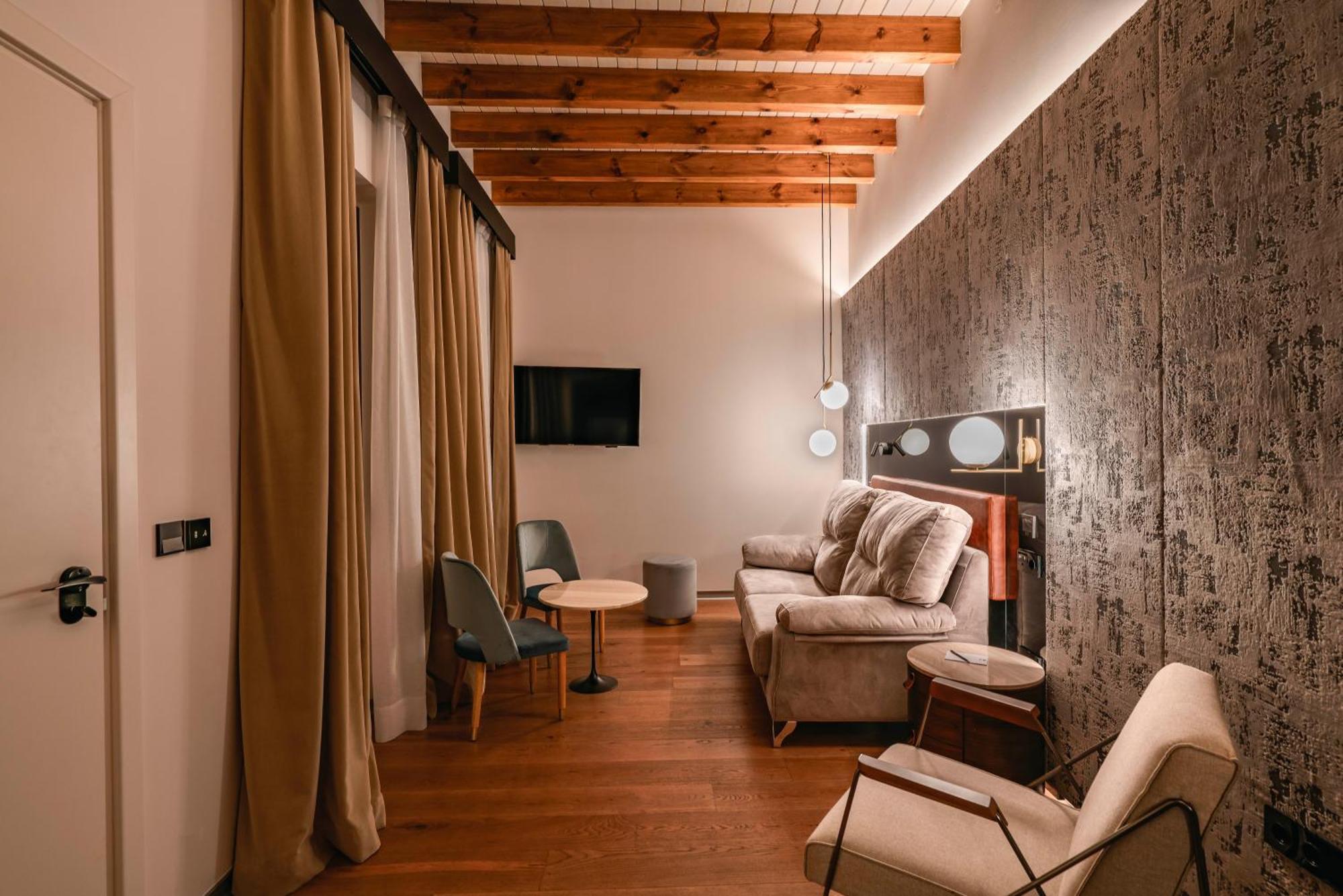 Vincci Seleccion Unuk 5 Gl Hotel Севиля Екстериор снимка