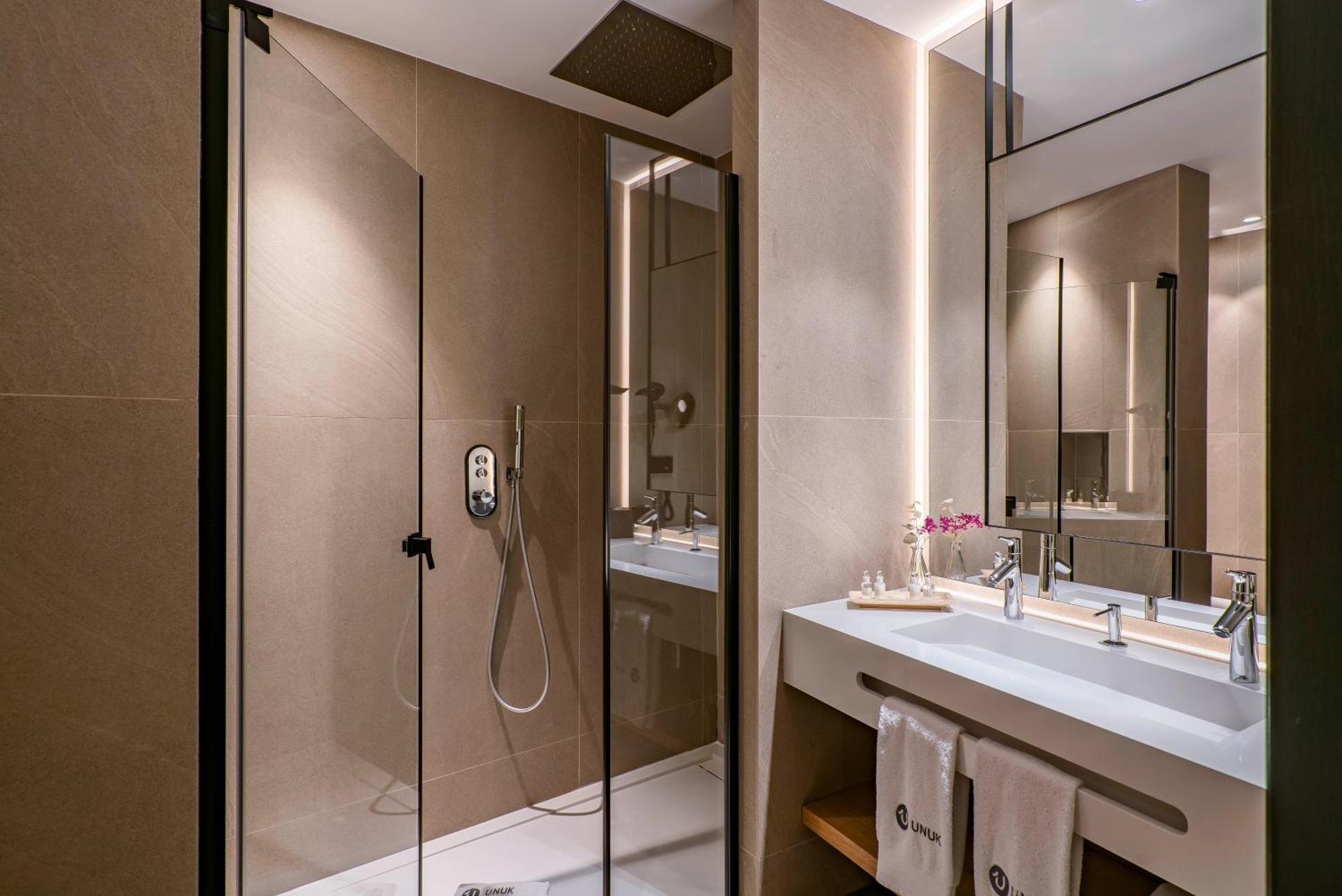 Vincci Seleccion Unuk 5 Gl Hotel Севиля Екстериор снимка