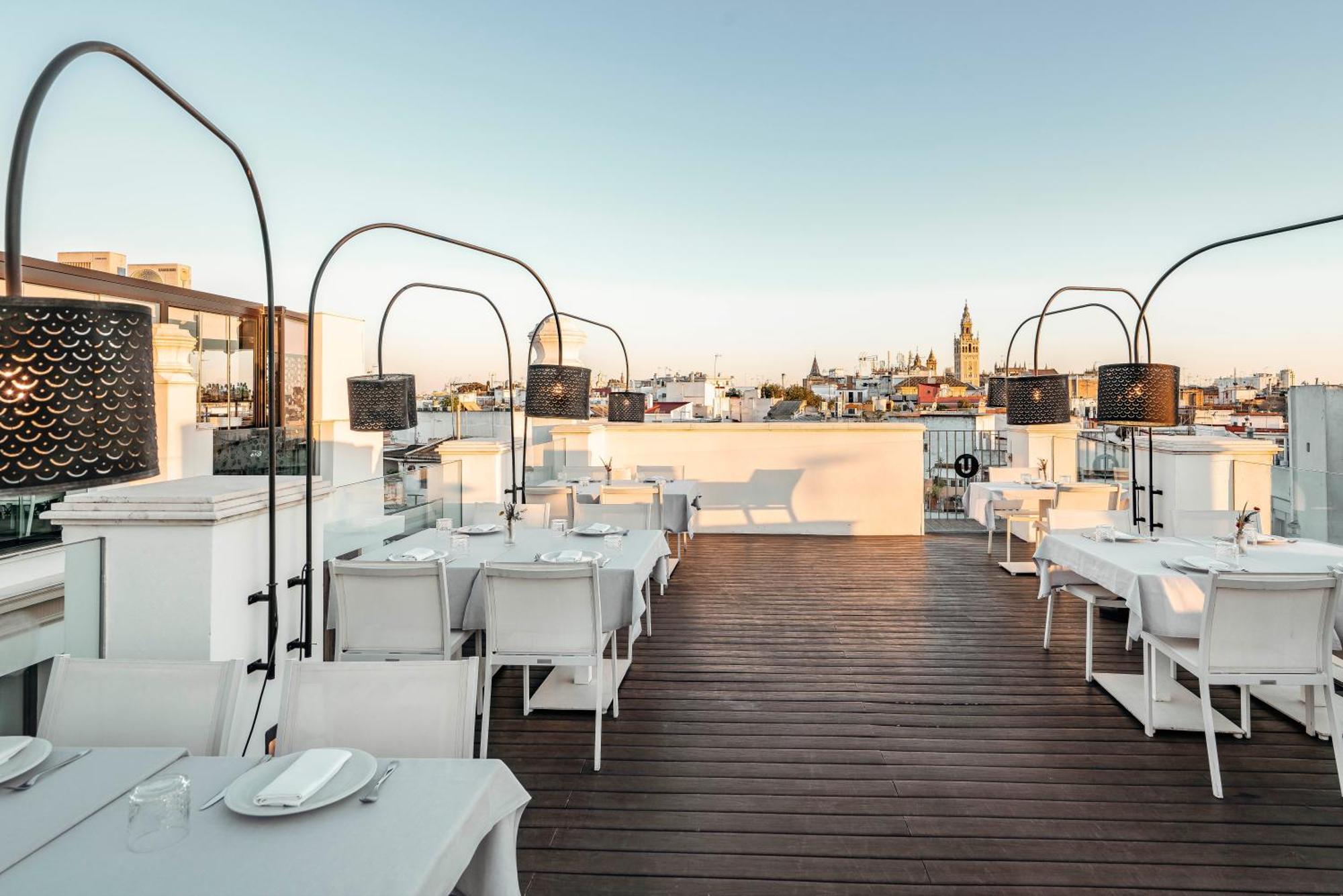 Vincci Seleccion Unuk 5 Gl Hotel Севиля Екстериор снимка